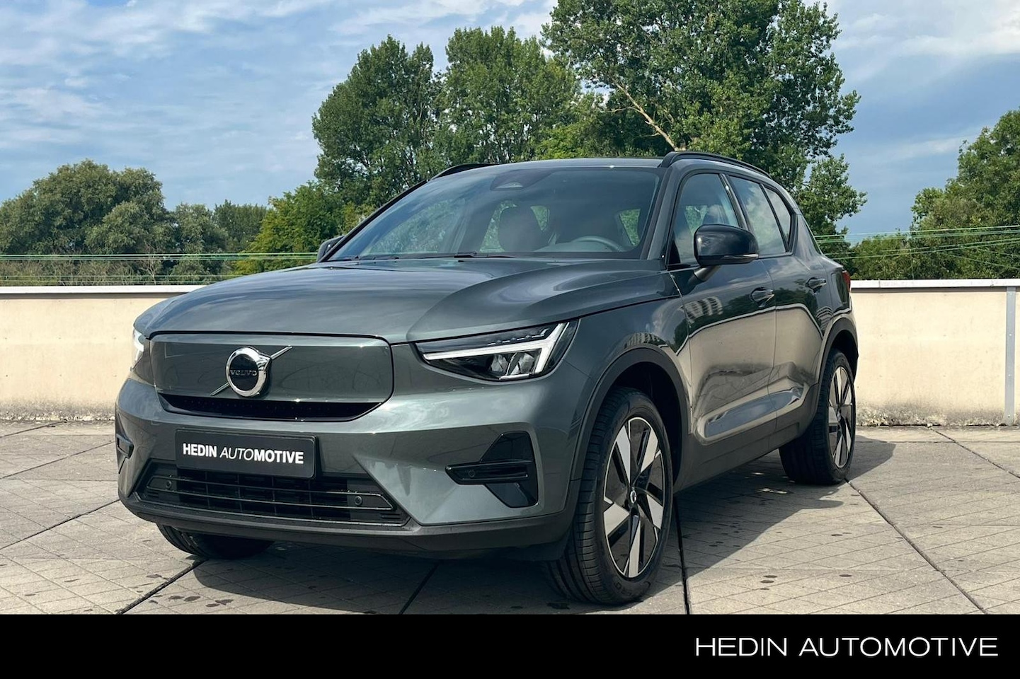 Volvo EX40 - Single Motor Extended Range Plus 82 kWh Keyless Entry | Panoramadak | Harman/Kardon | Adap - AutoWereld.nl