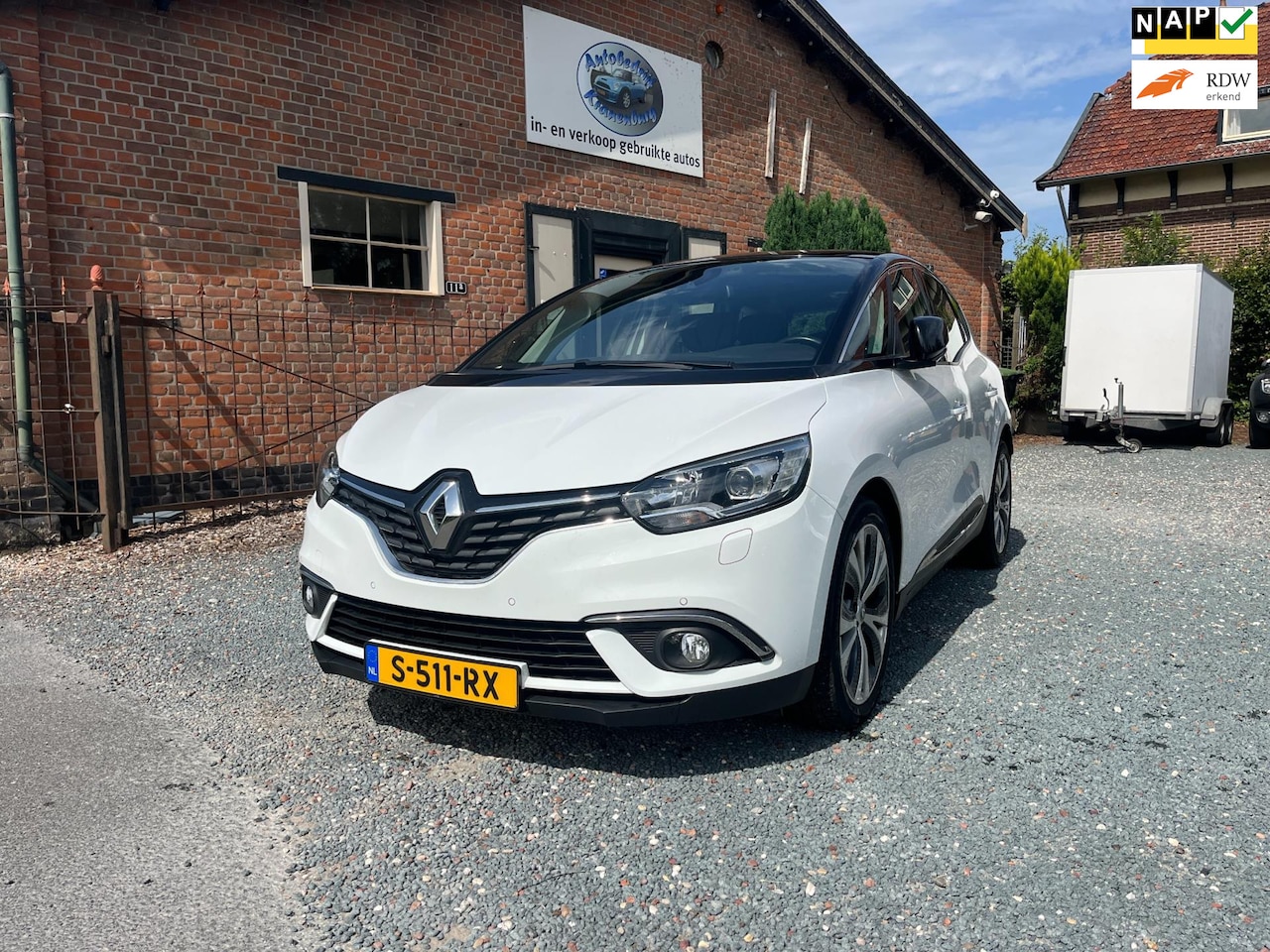 Renault Scénic - 1.2 TCe Intens 1.2 TCe Intens ( Navigatie + Climate controle + Trekhaak ) - AutoWereld.nl