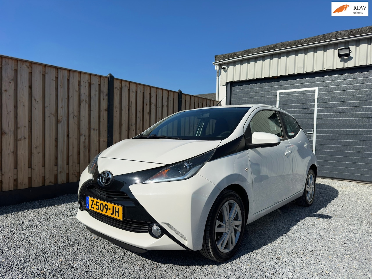 Toyota Aygo - 1.0 VVT-i x Airco | Camera | Nieuwe APK - AutoWereld.nl