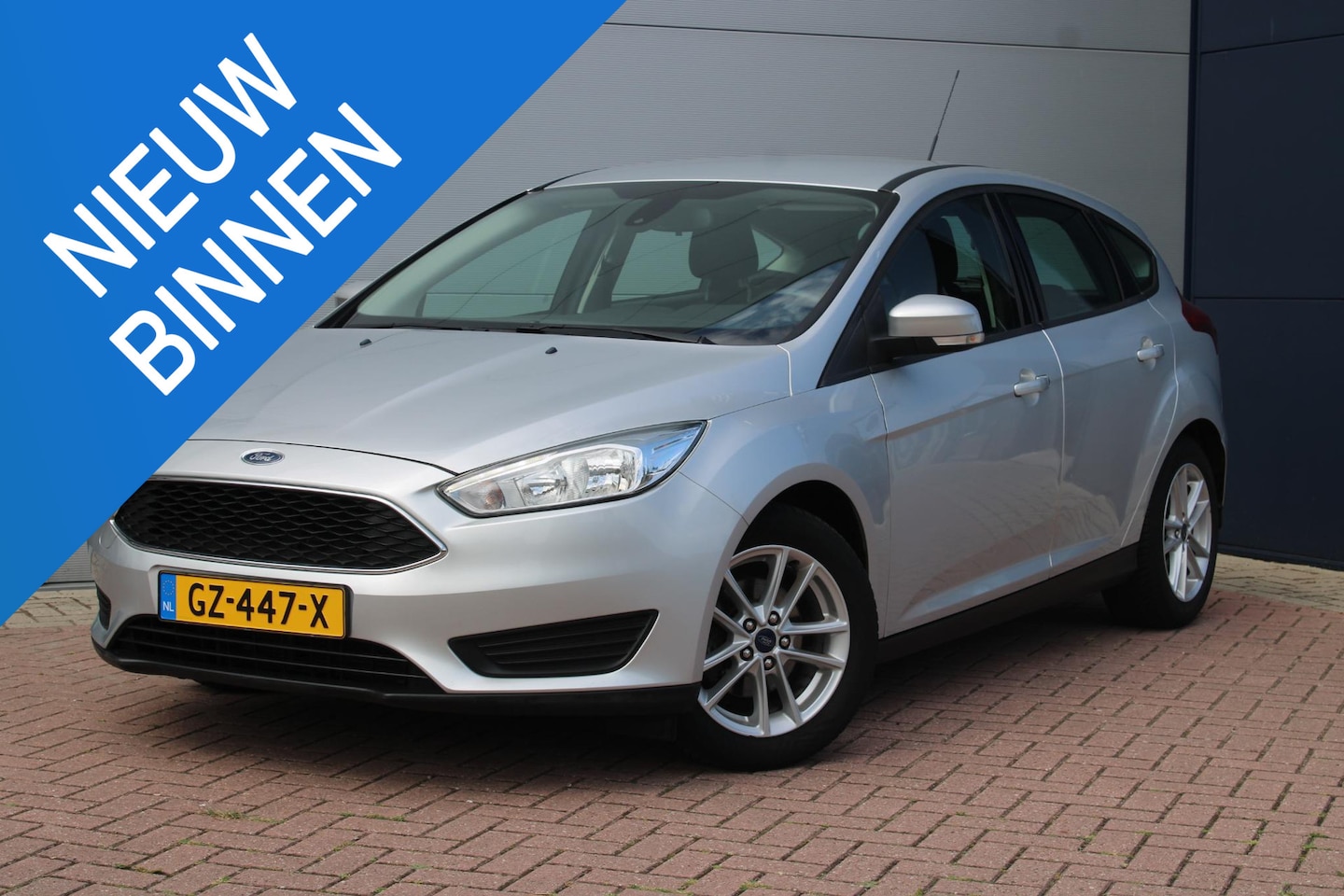 Ford Focus - 1.0 Trend Edition TREKHAAK - PARKEERHULP ACHTER - DEALER ONDERHOUDEN - AutoWereld.nl