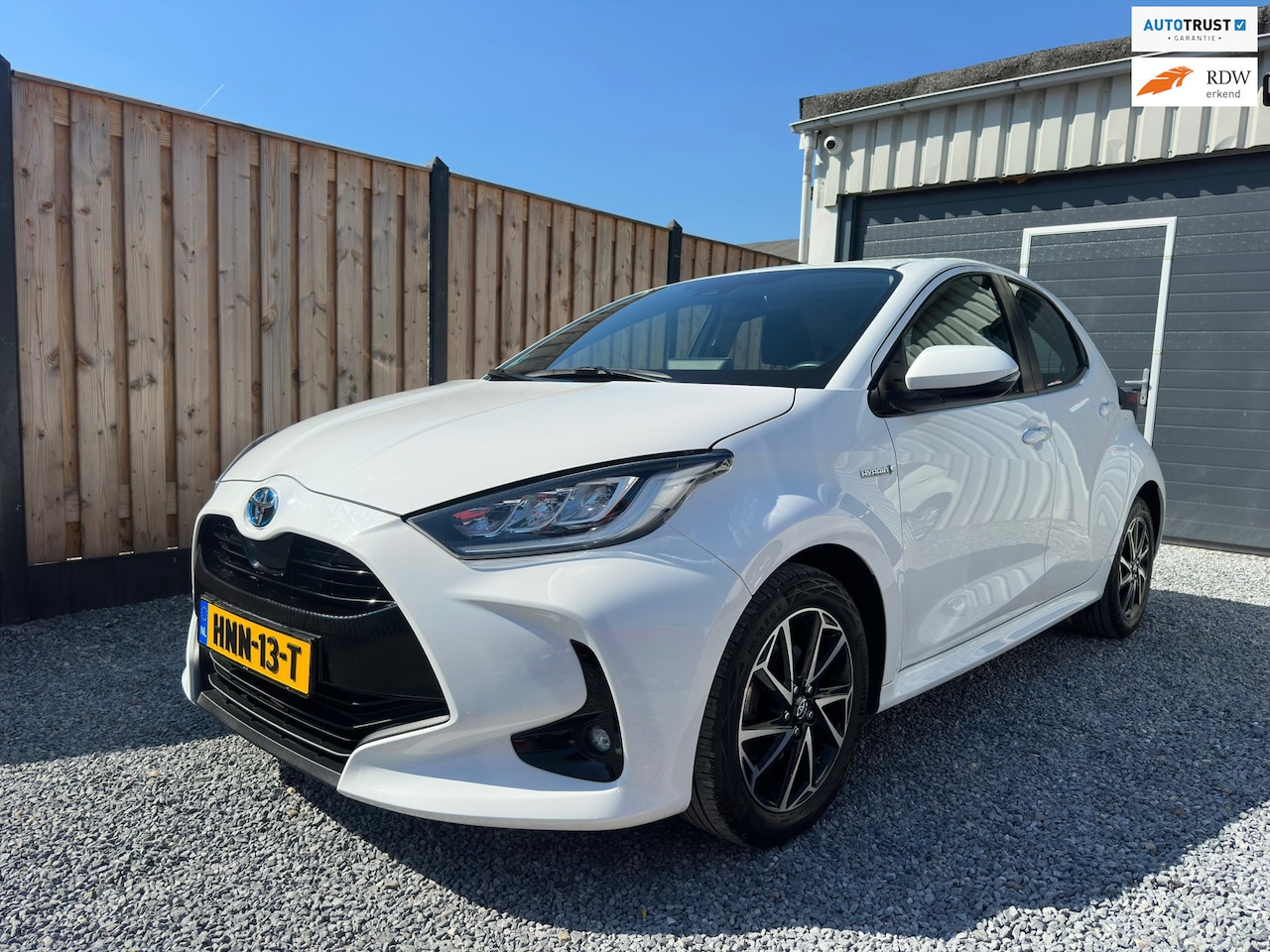 Toyota Yaris - 1.5 Hybrid Dynamic Climate | ACC | Lane Assist - AutoWereld.nl