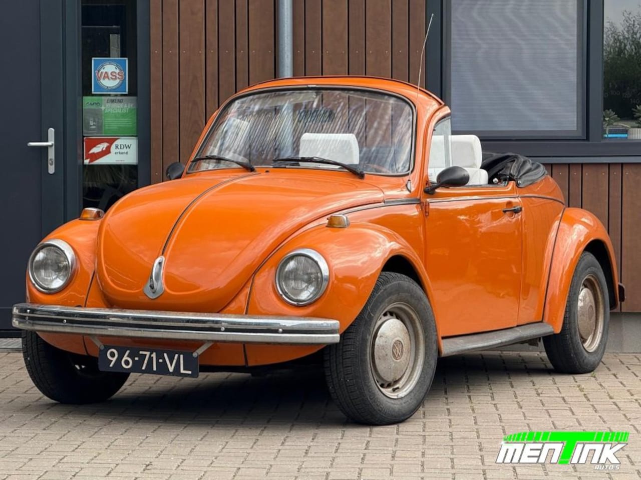 Volkswagen Kever - Cabrio ORANJE APK VRIJ - AutoWereld.nl