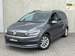 Volkswagen Touran - 1.2 TSI Highline 7P Carplay Cruise Trekhaak