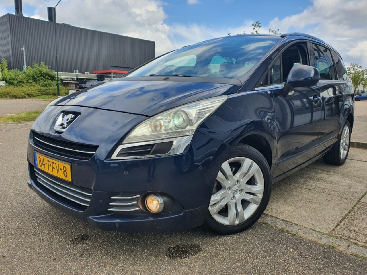 Peugeot 5008 - 1.6 THP GT 5p.|ECC|NAVI|PANO|XENON|6-BAK|2011 - AutoWereld.nl
