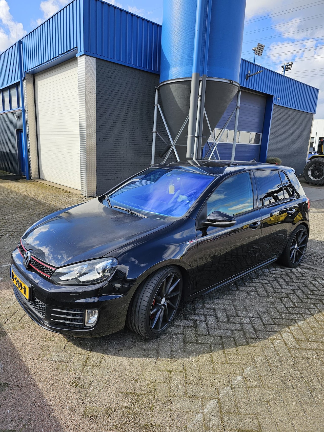 Volkswagen Golf - 2.0 GTI - AutoWereld.nl