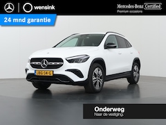 Mercedes-Benz GLA-Klasse - 250 e Star Edition AMG Line | Navigatie | Parkeercamera | Stoelverwarming | Keyless Go |