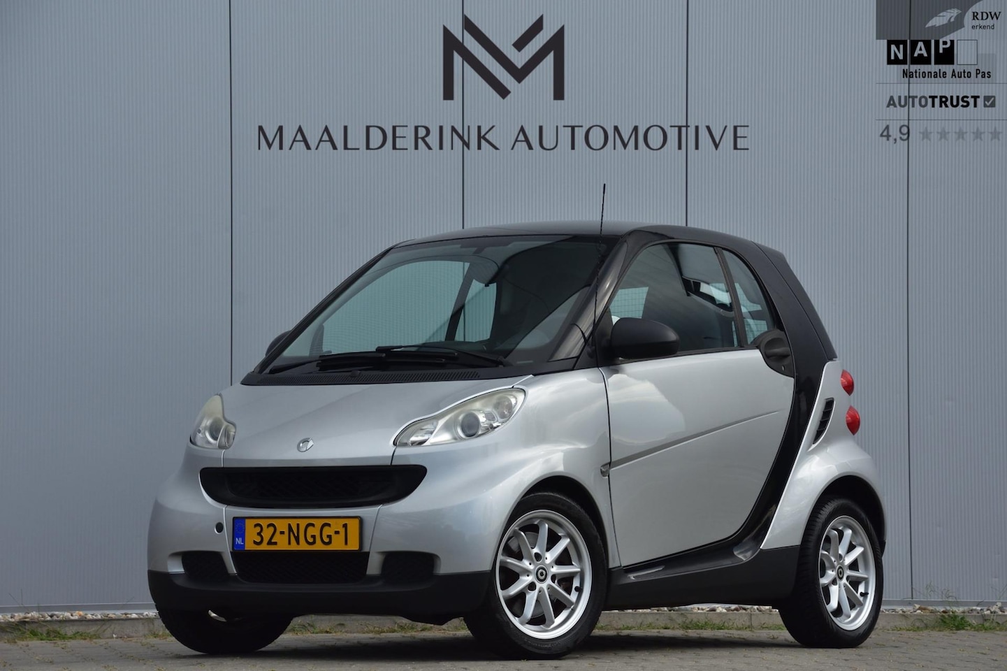 Smart Fortwo coupé - 1.0 mhd Pure Automaat NAP, 2e eig, Airco, Goed onderhouden, Nette auto - AutoWereld.nl
