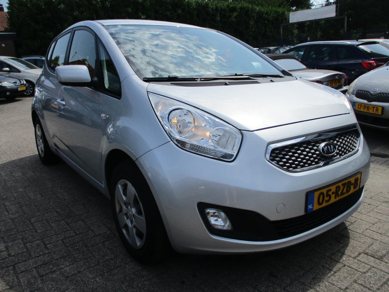 Kia Venga - 1.6 CVVT X-tra 96DKM! AUTOMAAT! AIRCO! CRUISE! - AutoWereld.nl