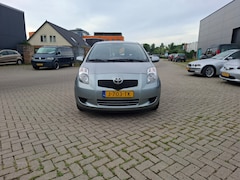 Toyota Yaris - 1.3 VVTi Sol MMT