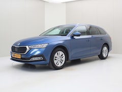 Skoda Octavia Combi - 1.0 TSI 110PK 6-bak Clever business [ NAVI+CARPLAY+STOELVERWARMING+PDCV+AIRCO+LED ]