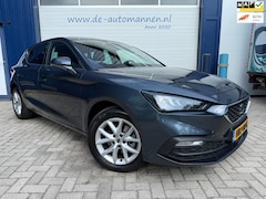 SEAT Leon - 1.5 TSI 131pk Style Business Intense / ECC / CRUISE / APPLE CAR PLAY / PDC