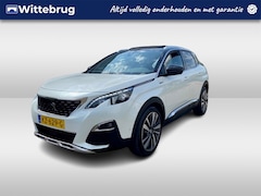 Peugeot 3008 - 1.2 PureTech GT Line / Navi / Panoramadak / Carplay