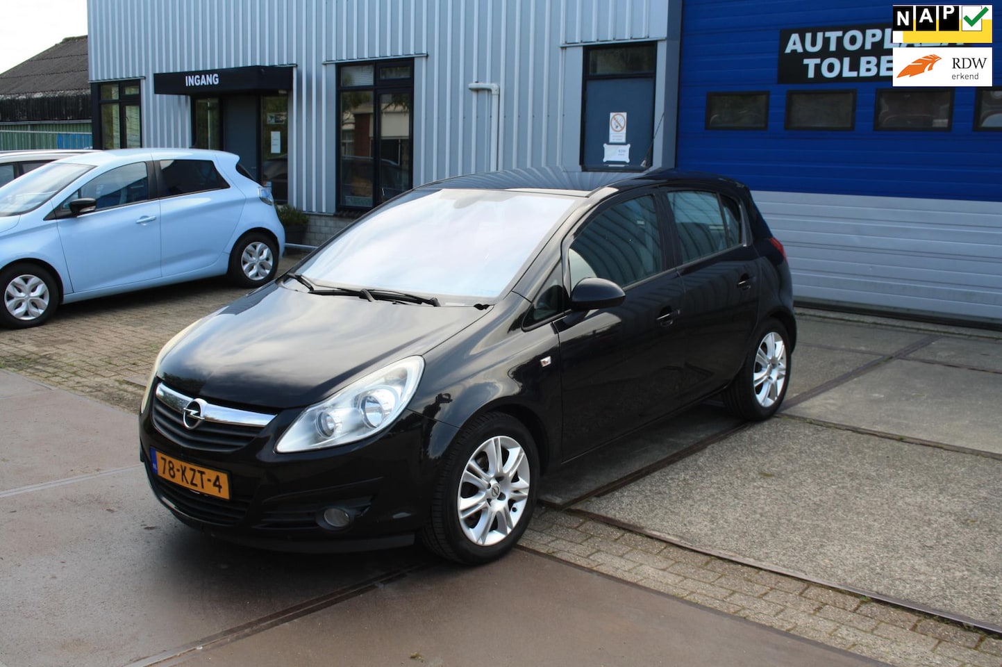 Opel Corsa - 1.4-16V Cosmo 5-DRS BJ'10 NW-APK - AutoWereld.nl