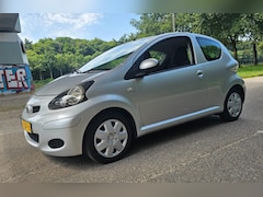 Toyota Aygo - 1.0-12V Navigator Automaat 1e Eigenaar Airco