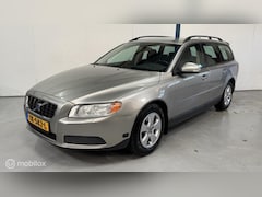 Volvo V70 - 2.5T AUTOMAAT / YOUNGTIMER