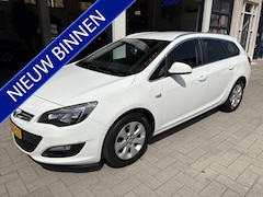 Opel Astra Sports Tourer - 1.4 Turbo Business + NL AUTO MET N.A.P