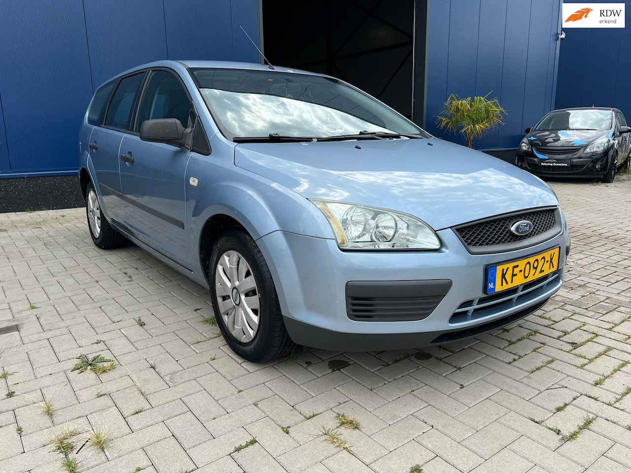 Ford Focus Wagon - 1.6-16V Futura / AIRCO / ELEC RAMEN - AutoWereld.nl