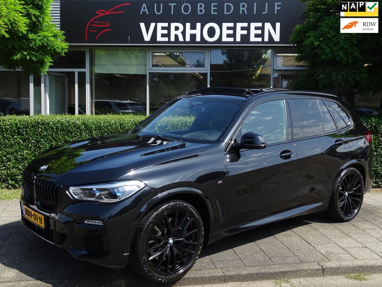 BMW X5 - M50i High Executive - SKYLOUNGE - LAZER LIGHT - MASSAGE - 4 WIELBESTURING ! - AutoWereld.nl