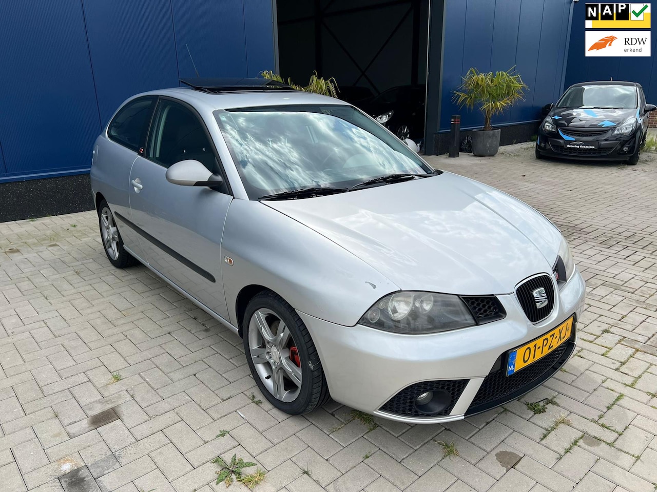 SEAT Ibiza - 1.8-20V VT FR / NAP / PANO / AIRCO / CRUISE / CLIMATE / LM VELGEN - AutoWereld.nl