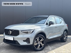 Volvo XC40 - 2.0 B4 Plus Dark / harman Kardon / elek. stoelen / Stoel verwarming /