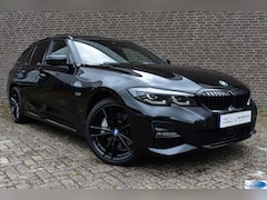 BMW 3-serie Touring - 330e High Executive M-Pakket, Pano, Apple Carplay, Achteruitrijcamera, Carbon