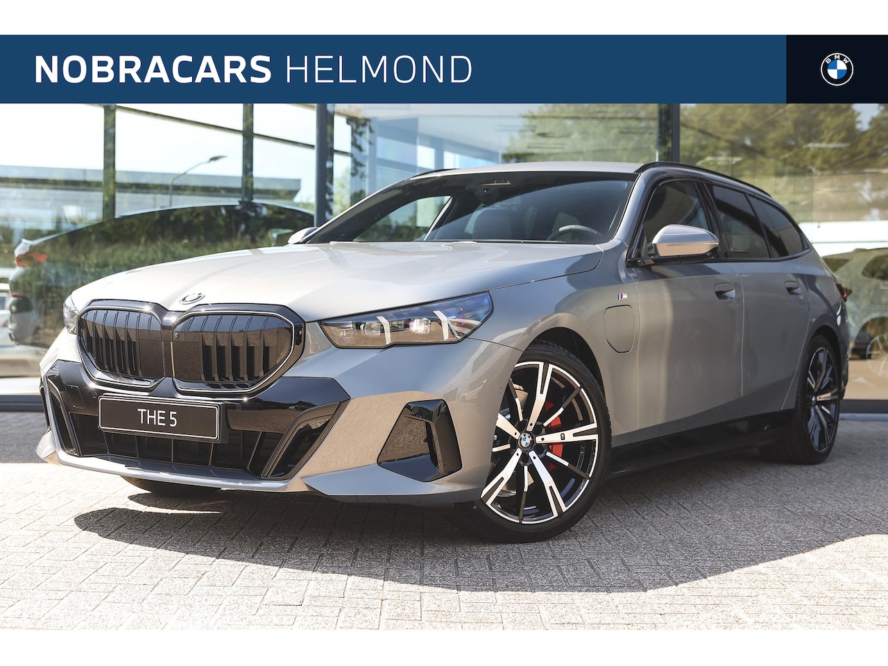 BMW 5-serie Touring - 530e M Sport Automaat / Trekhaak / Adaptieve LED / Stoelventilatie / Comfort Access / Park - AutoWereld.nl