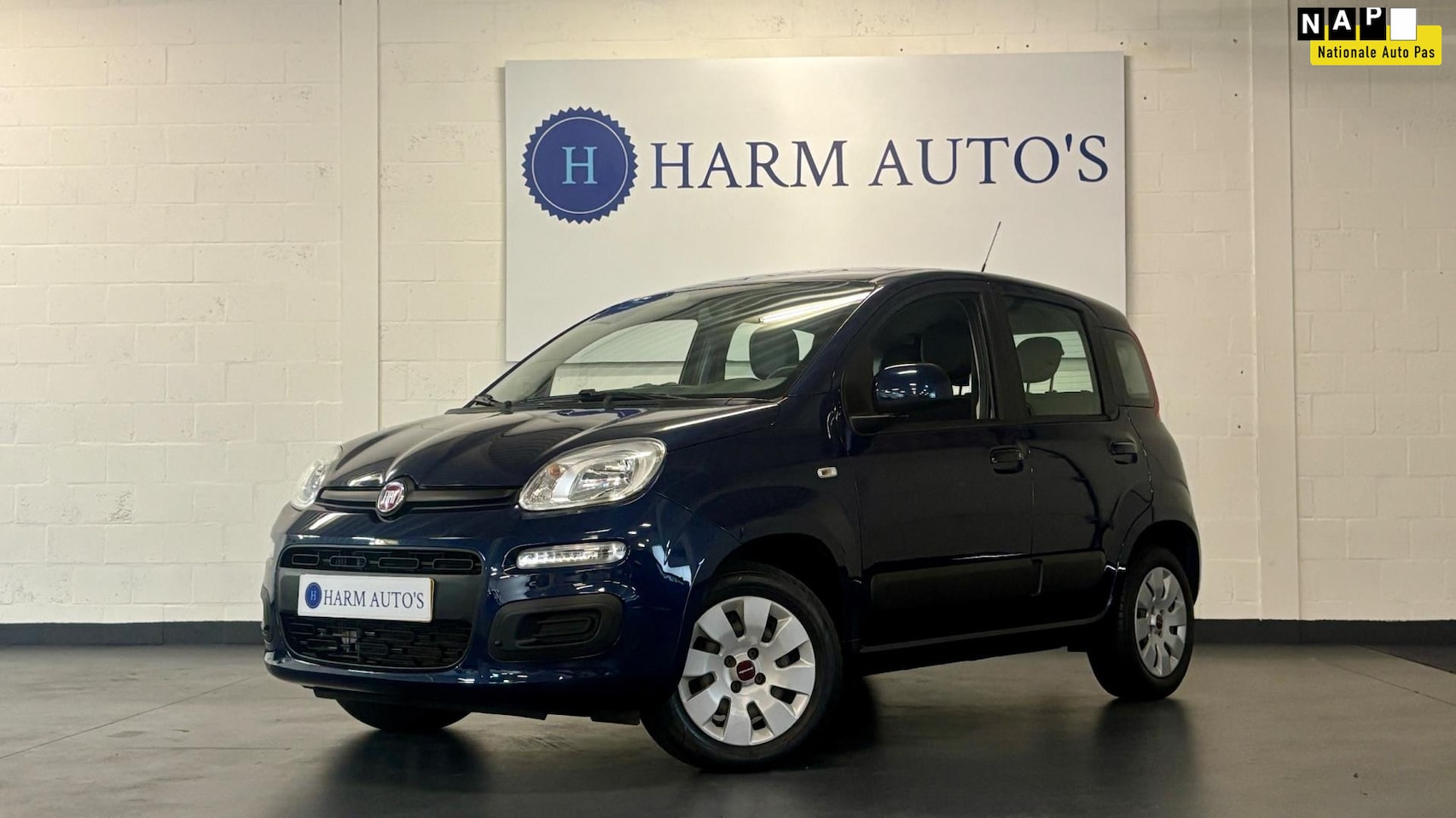 Fiat Panda - 0.9 TwinAir Lounge 80pk Automaat / Trekhaak / Airco - AutoWereld.nl