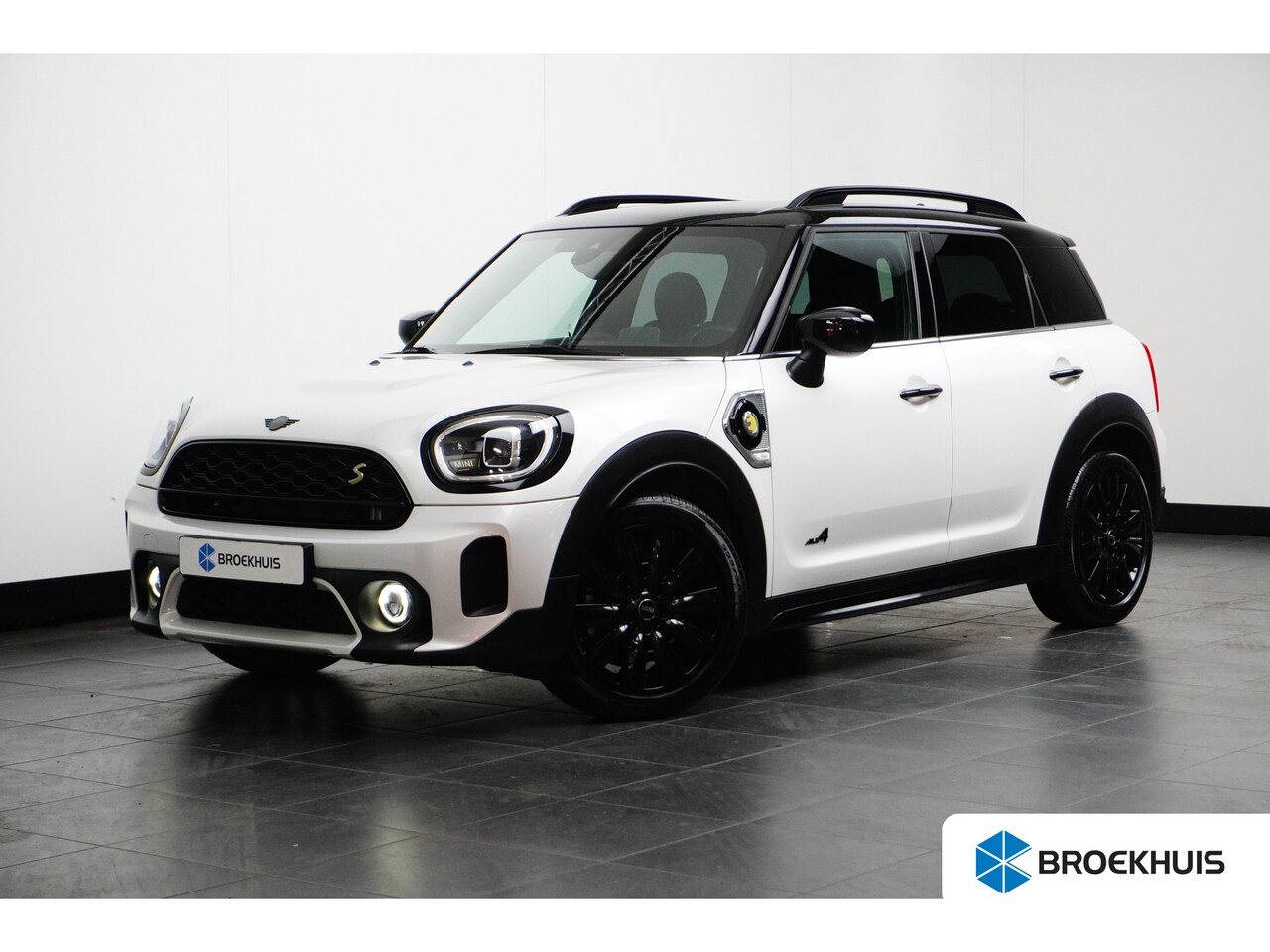 MINI Countryman - Mini 2.0 Cooper S E ALL4 Chili | Achterbank in delen neerklapbaar | Achteruitrijcamera | A - AutoWereld.nl