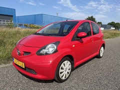 Toyota Aygo - 1.0-12V + 5-drs Nieuwe APK