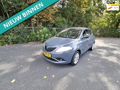 Lancia Y(psilon) - Ypsilon 0.9 TwinAir Gold AUTOMAAT INST ZEER MOOIE AUTO