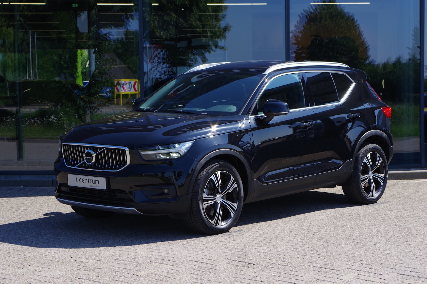 Volvo XC40 - 1.5 T4 Recharge Inscription 1.5 T4 211 PK Recharge Inscription, Panoramadak, Adap. Cruise Control, Harman/Kardon, 360 - AutoWereld.nl