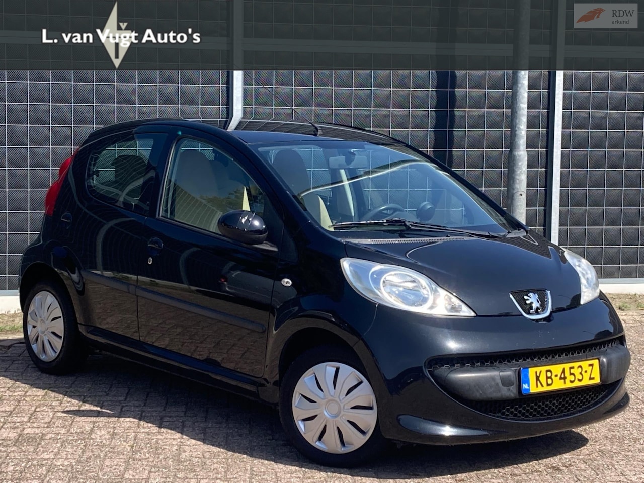 Peugeot 107 - 1.0-12V XS Urban Move AUTOMAAT ! - AutoWereld.nl