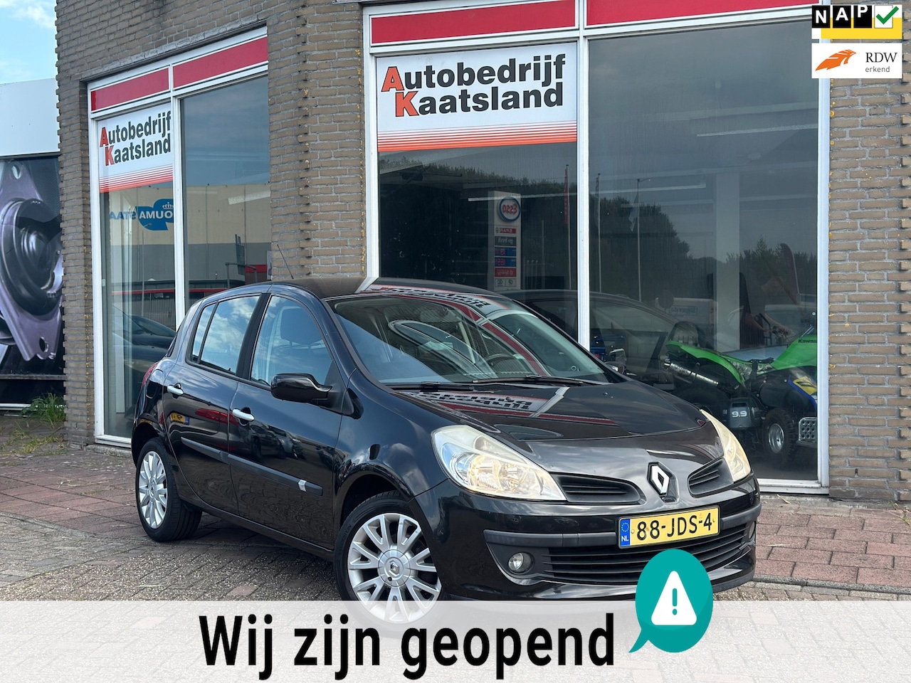 Renault Clio - 1.2 TCE Collection 5 Deurs - Airco - Cruise - 169.600 KM! - AutoWereld.nl