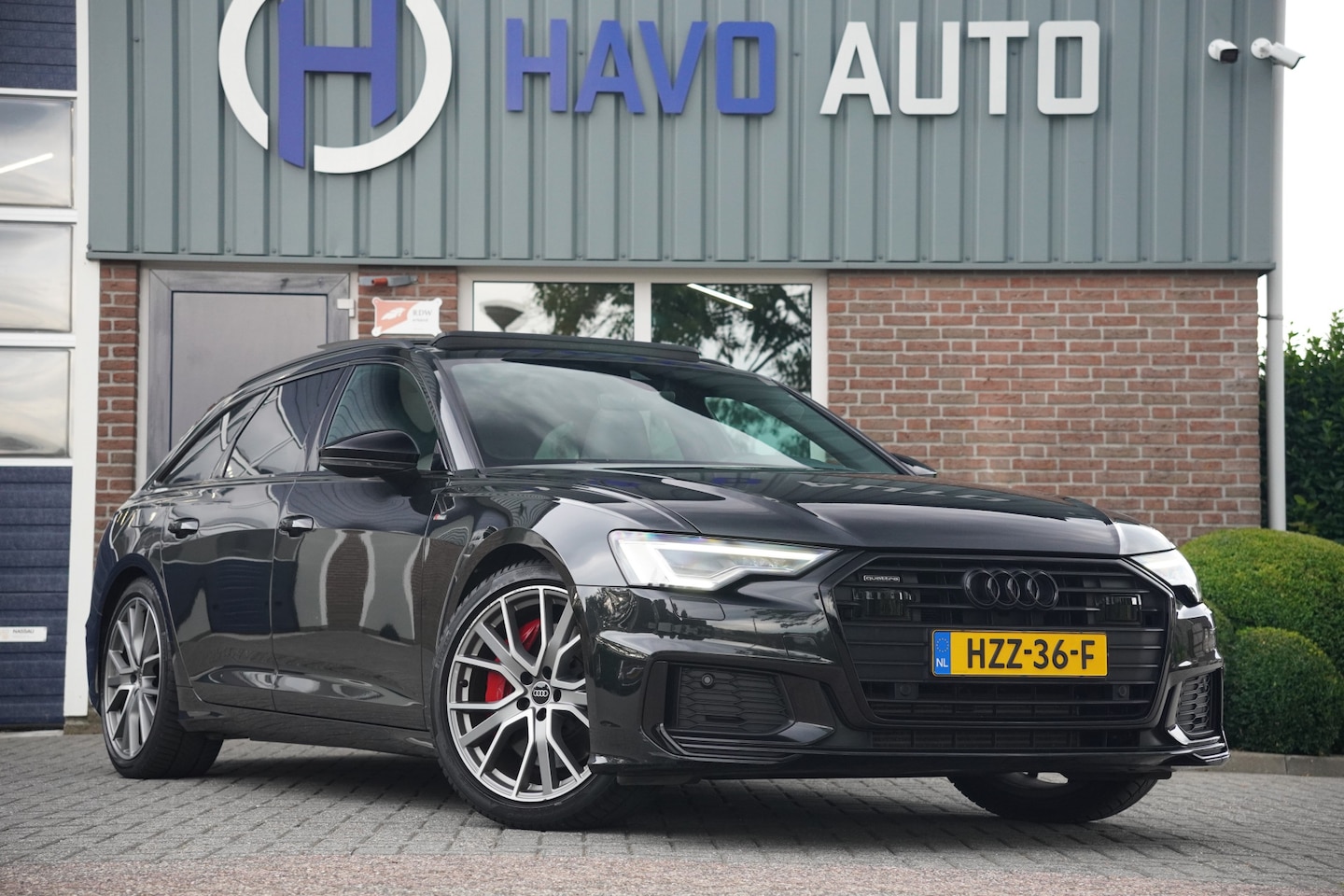 Audi A6 Avant - 55 TFSIe quattro S-Line Competition, Pano, RS-Zetels, Trekhaak, B&O - AutoWereld.nl
