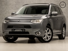 Mitsubishi Outlander - 2.0 PHEV Instyle 203Pk Automaat (SCHUIFDAK, NAVIGATIE, CAMERA, LEDER, STOELVERWARMING, ELE