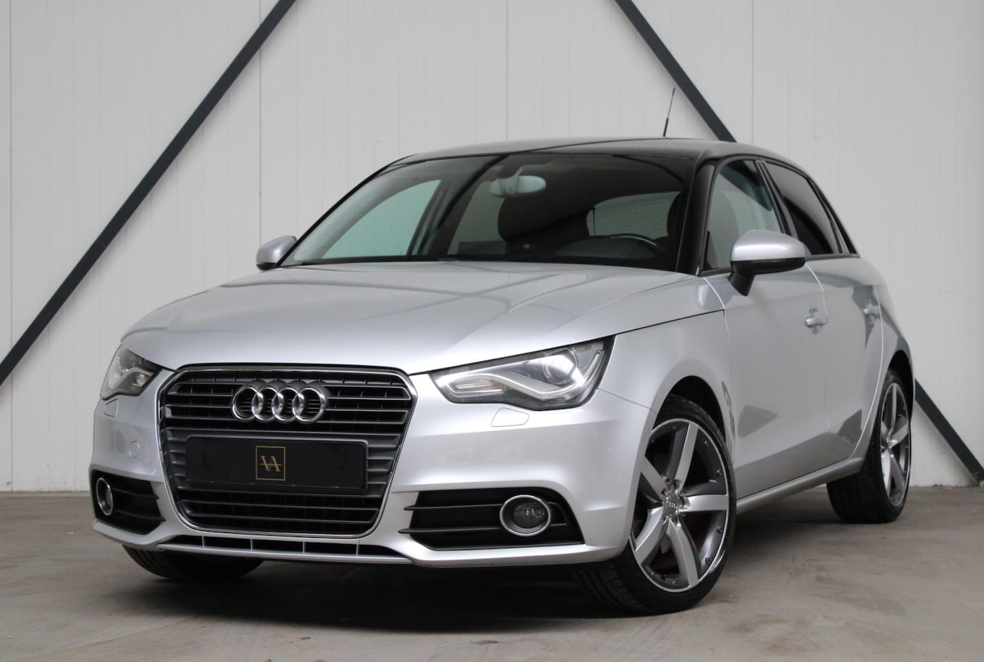Audi A1 Sportback - 1.4 TFSI Ambition l Xenon l LED l Automaat l Cruise - AutoWereld.nl