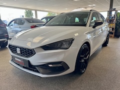 SEAT Leon Sportstourer - eTSI FR Business Intense virtuel cockpit/ Carplay/ Automaat