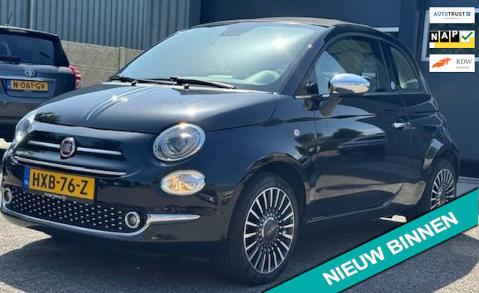 Fiat 500 - cabrio mirror uitvoering 1.2 Young heeft maar 60859 kilometer gelopen. - AutoWereld.nl