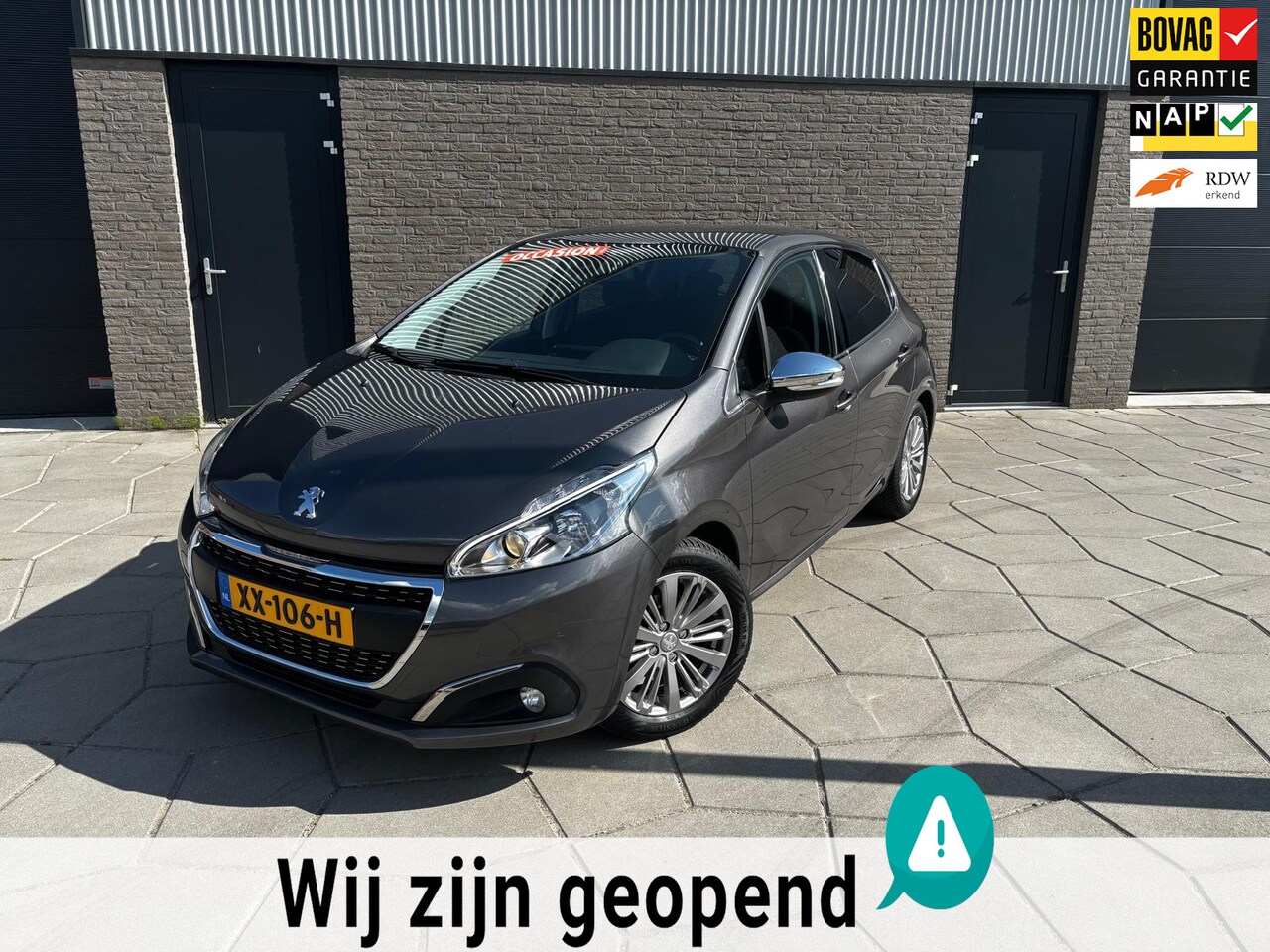 Peugeot 208 - 1.2 PureTech Allure|Mooi,Sportief,Veel chrome en Alu 5 Zits en All-Season - AutoWereld.nl