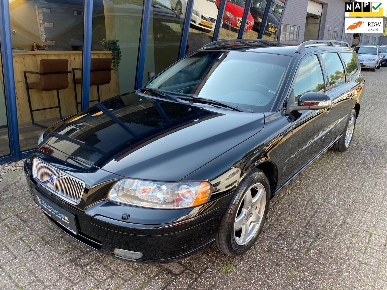 Volvo V70 - 2.4 Edition Classic Youngtimer - AutoWereld.nl