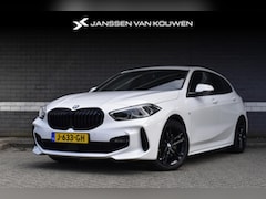 BMW 1-serie - 118i High Executive / M-Sport / Automaat / Stuur+Stoelverwarming / Trekhaak / Navigatie