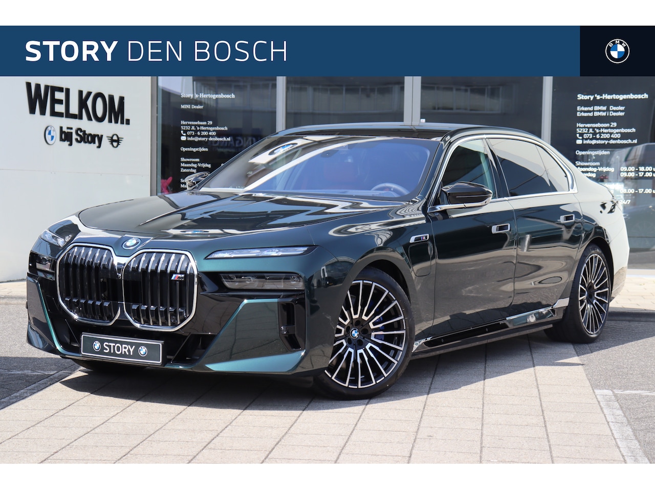 BMW 7-serie - M760e xDrive High Executive Automaat / Panoramadak Sky Lounge / Trekhaak / Executive Loung - AutoWereld.nl