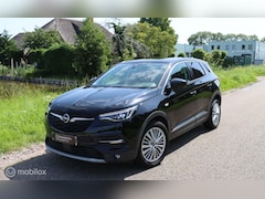 Opel Grandland X - 1.2 Turbo / Luxe / Pano / Carplay / Camera