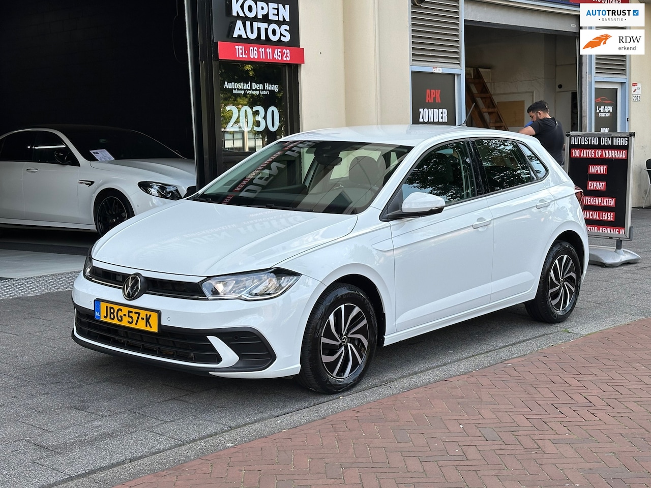 Volkswagen Polo - 1.0 TSI Life Business Automaat Navi Carplay Clima - AutoWereld.nl