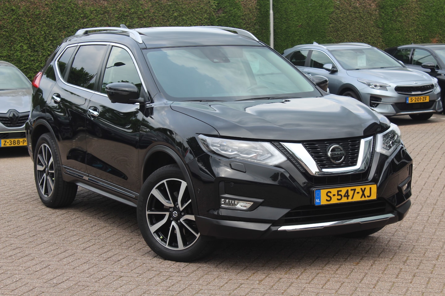 Nissan X-Trail - 1.3 DIG-T Tekna 7p. / Trekhaak / Panoramadak / 360Camera / Leder / 19'' / Keyless / Stuurv - AutoWereld.nl