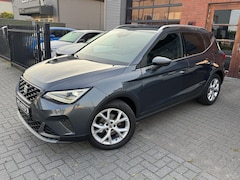SEAT Arona - 1.0 EcoTSI FR Business Connect | Stoelverwarming | Dodehoekdetectie | Camera | Carplay en
