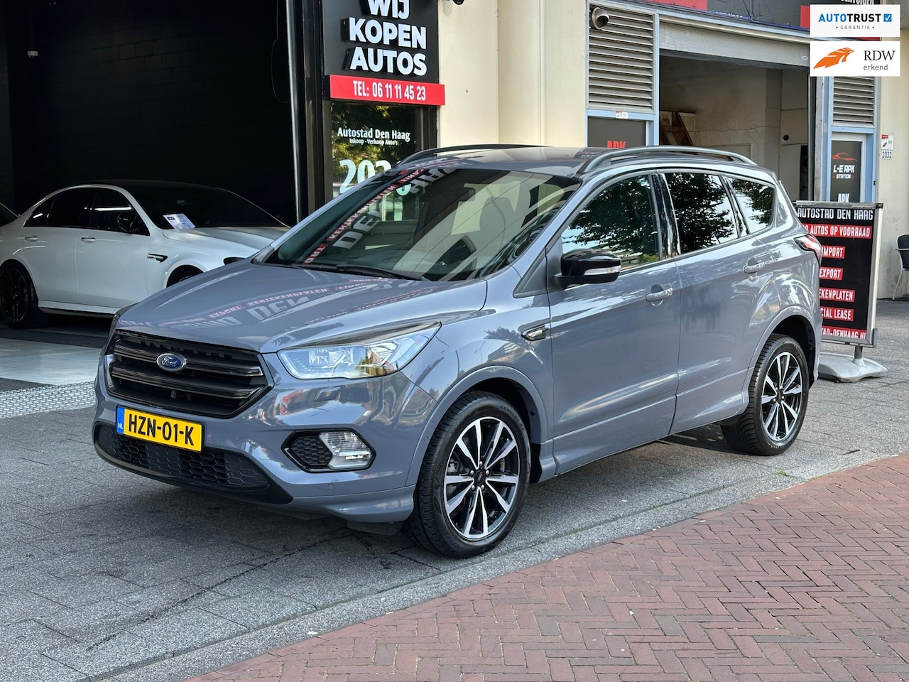 Ford Kuga - 1.5 EcoBoost Vignale Automaat Leer Navi Camera Carplay Clima - AutoWereld.nl