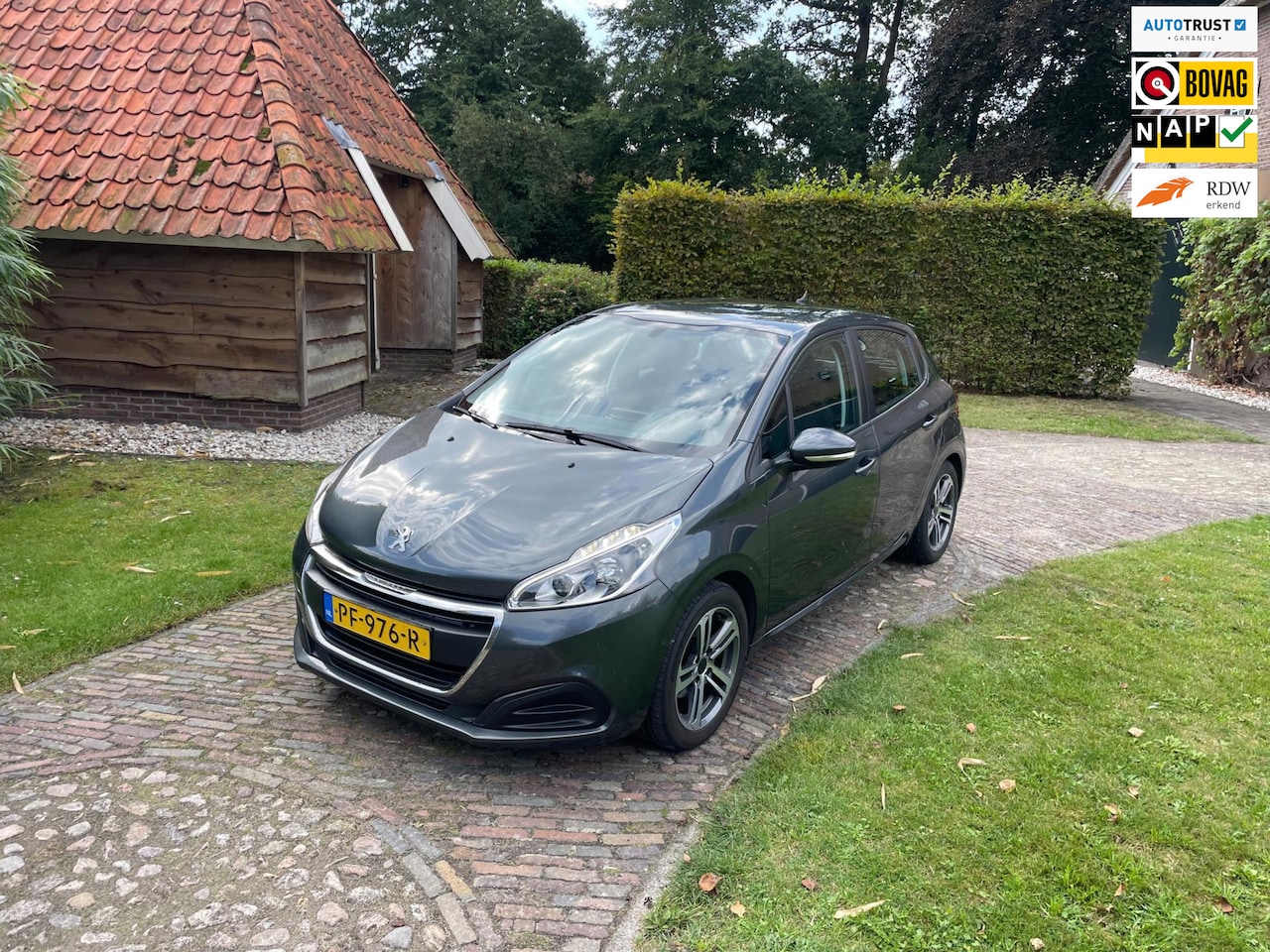 Peugeot 208 - 1.2 PureTech Active-Airco-Navi-16"LMV- - AutoWereld.nl