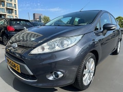 Ford Fiesta - 1.4 Ghia Airco Nieuwe Apk Nette Auto