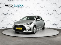 Toyota Yaris - 1.5 Hybrid 115 Business | Parkeersensoren voor + achter | Stuurverwarming | Stoelverwarmin